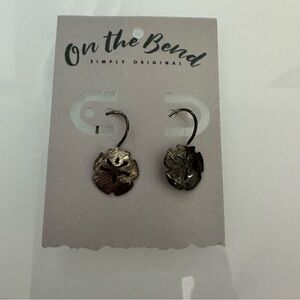 Metal Sand Dollar Earrings & Pendant (18”!chain) Handcrafted Nickel free Jewelry